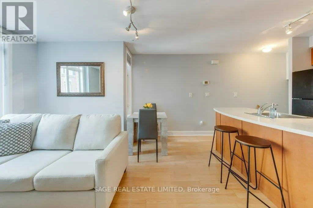 338 - 415 JARVIS STREET
