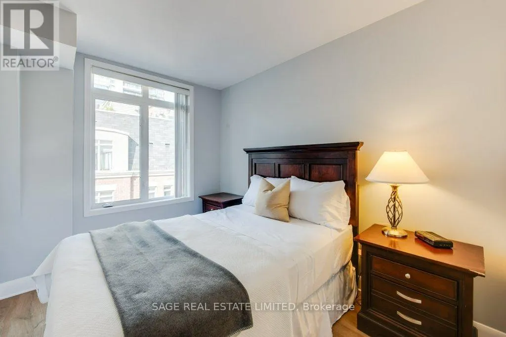 338 - 415 JARVIS STREET