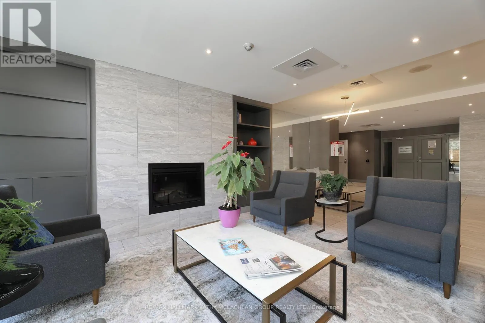 421 - 955 MILLWOOD ROAD