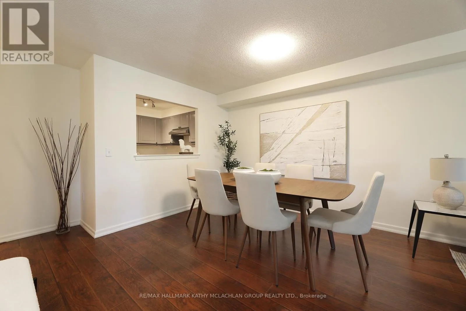 421 - 955 MILLWOOD ROAD