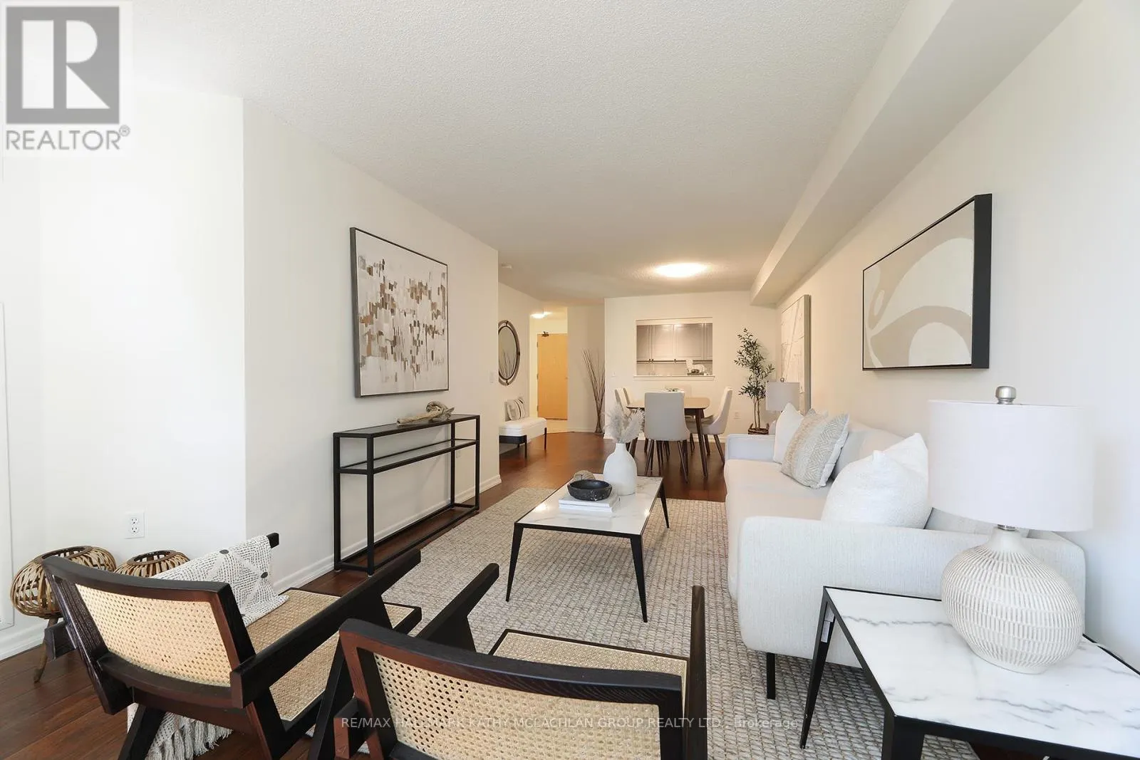421 - 955 MILLWOOD ROAD