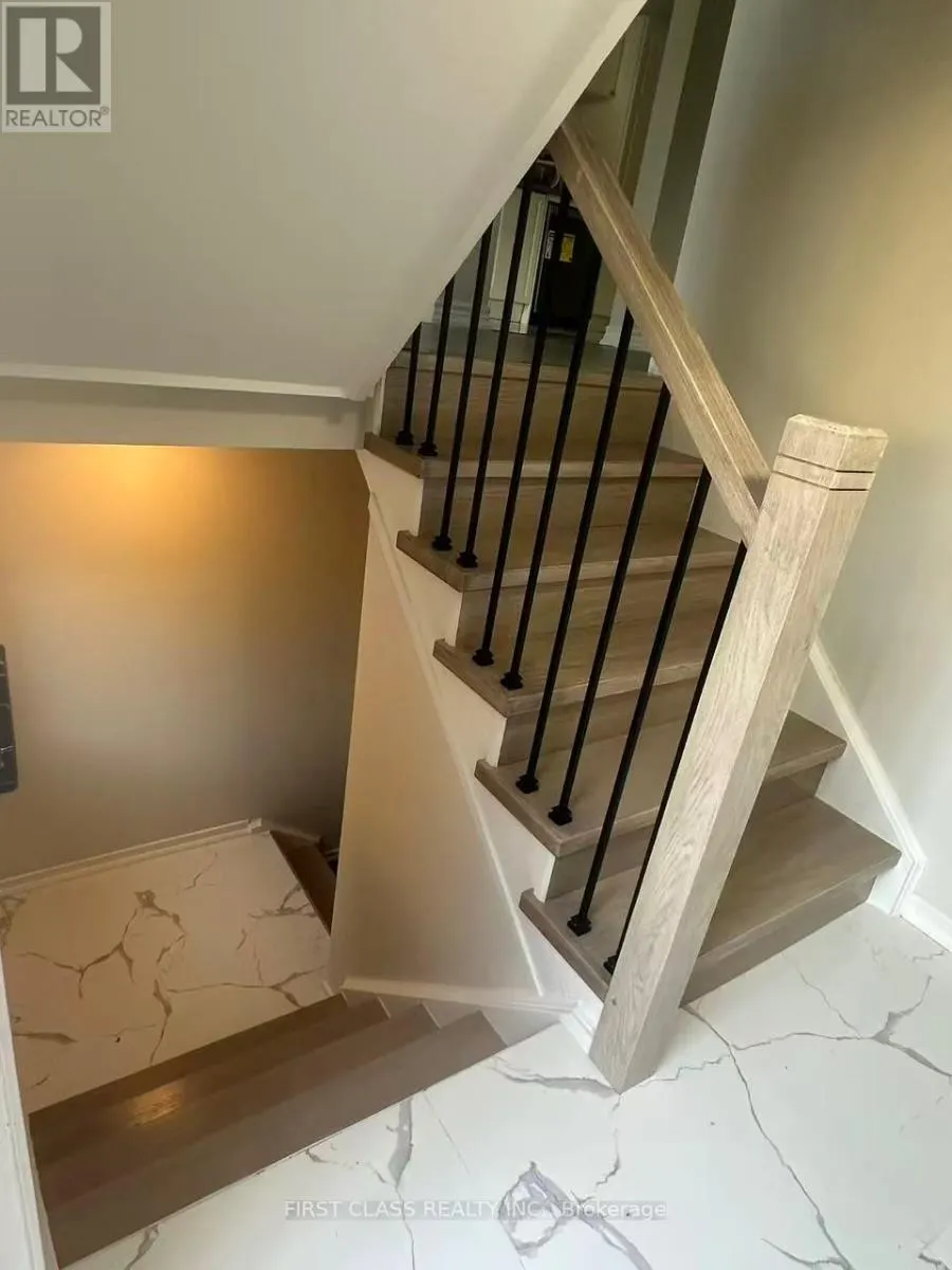 32 SCENIC MILL WAY