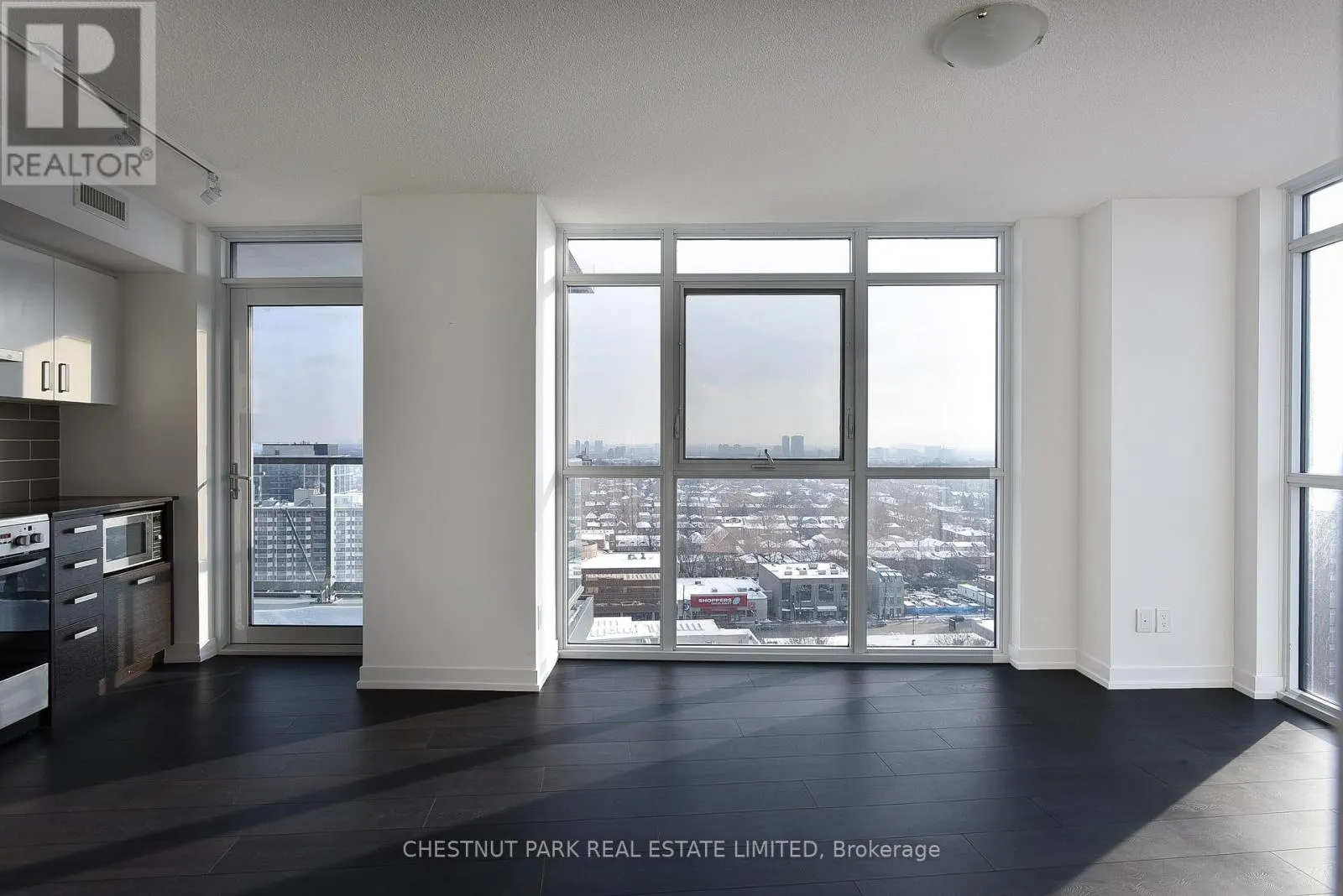 1810 - 125 REDPATH AVENUE
