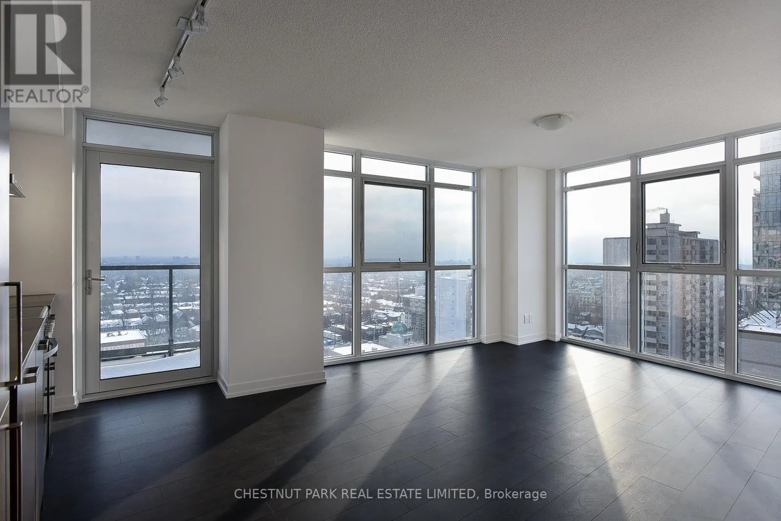 1810 - 125 REDPATH AVENUE