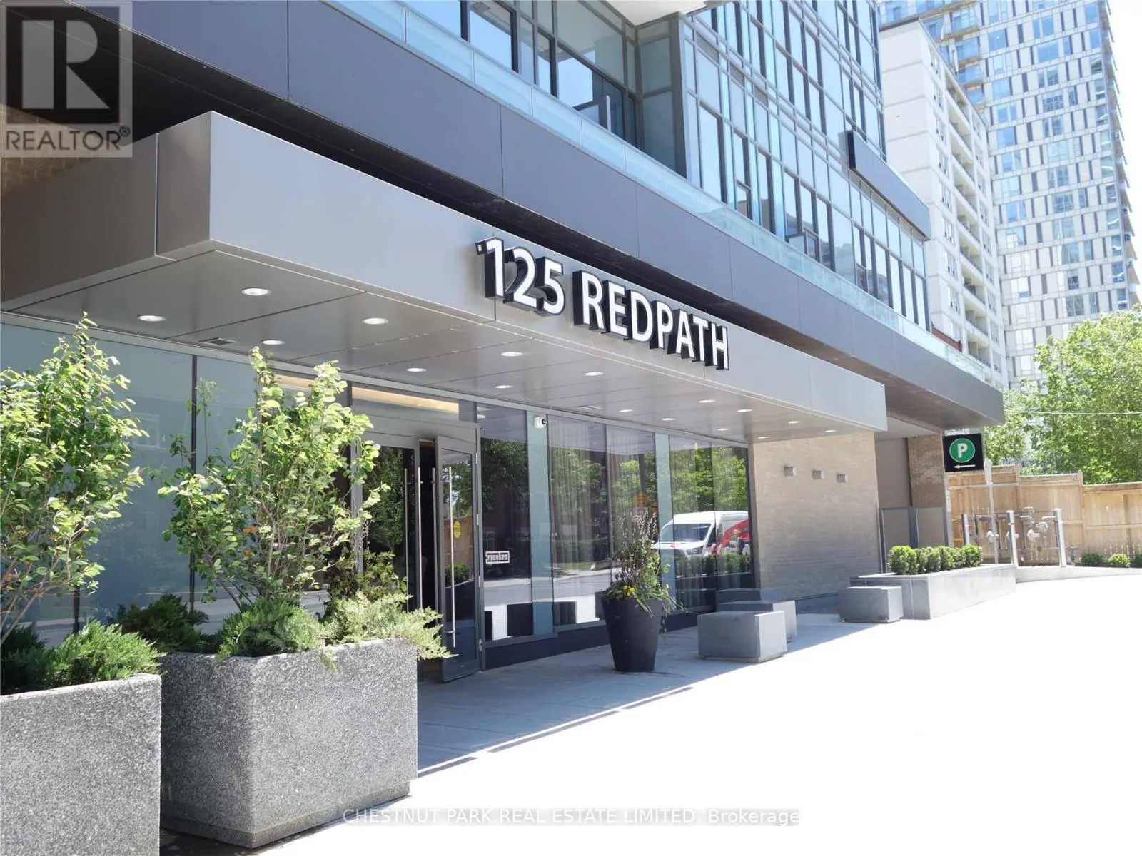 1810 - 125 REDPATH AVENUE