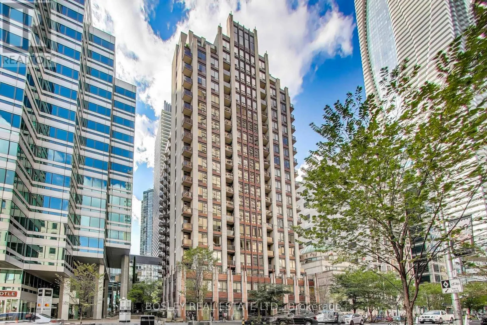 1007 - 85 BLOOR STREET E