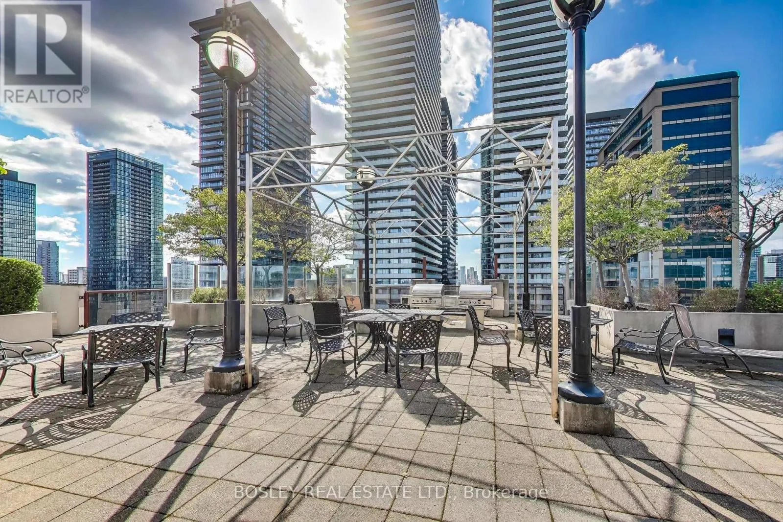 1007 - 85 BLOOR STREET E