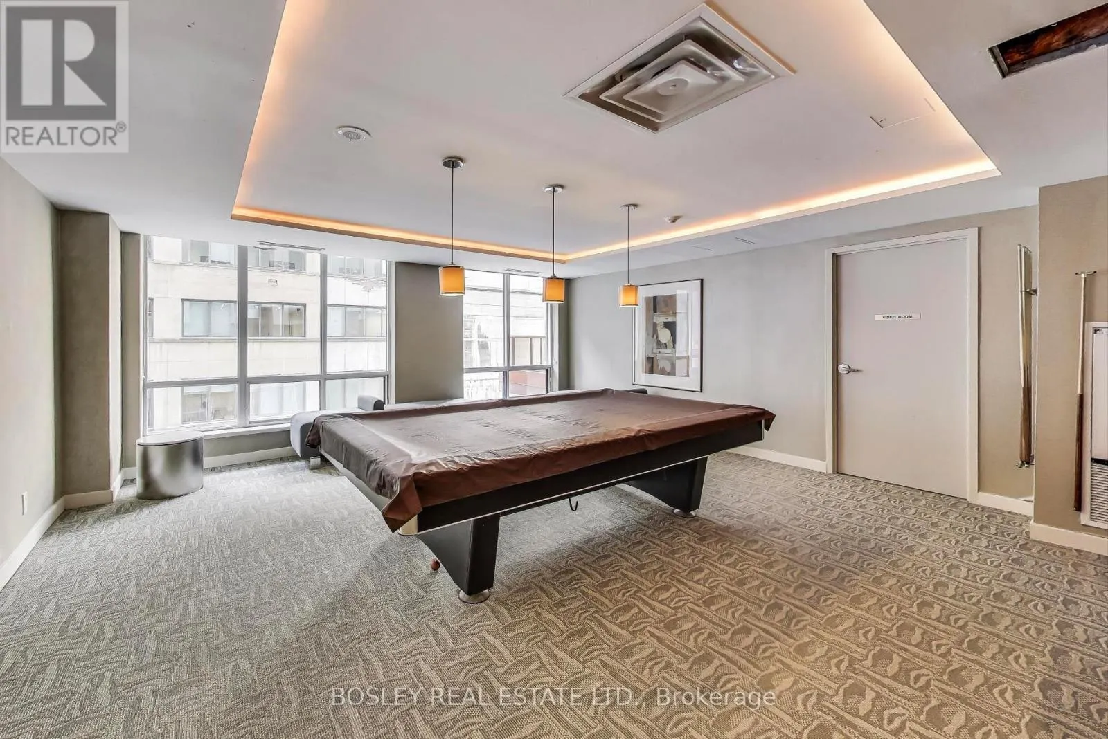 1007 - 85 BLOOR STREET E