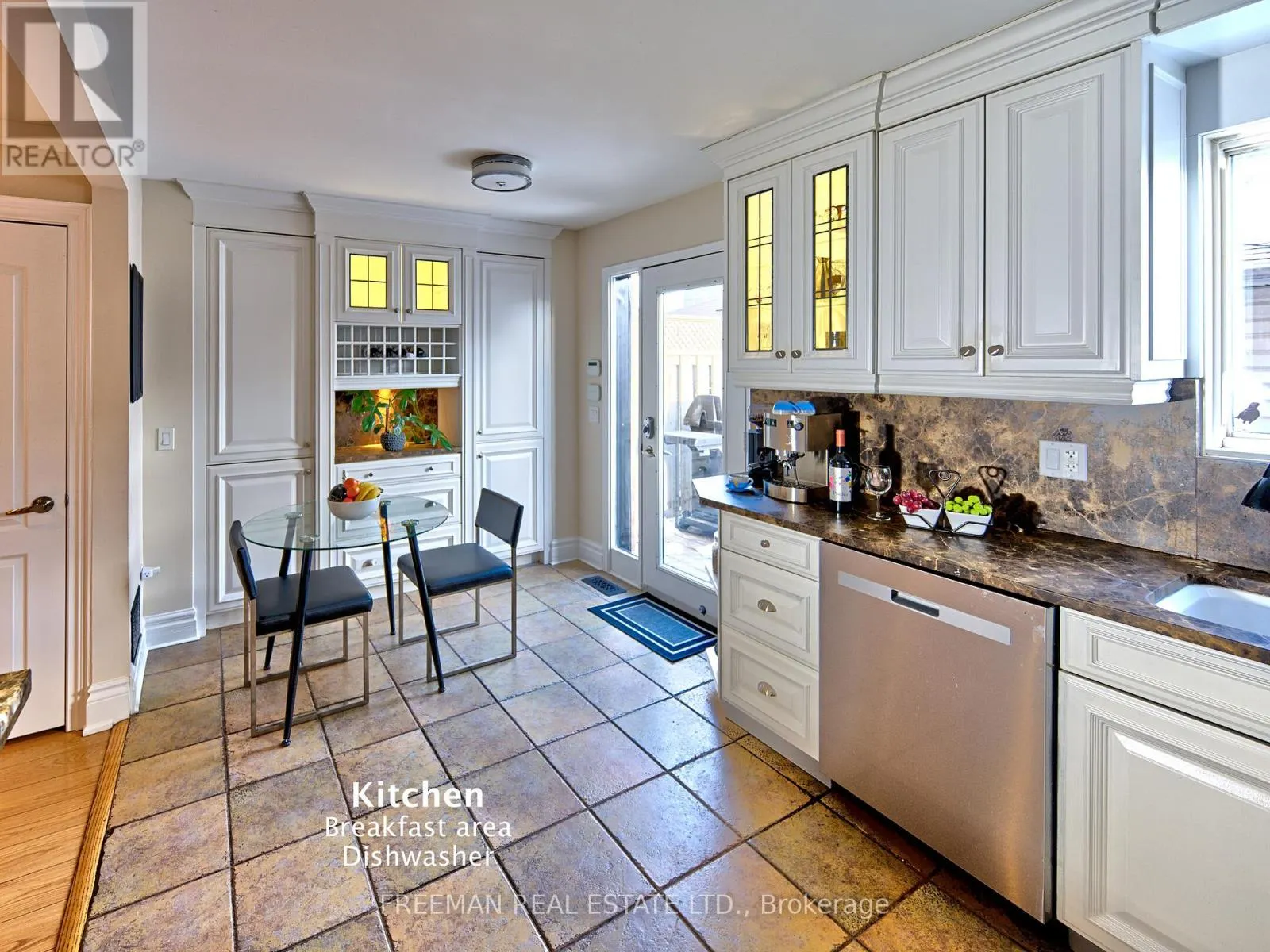 35 ACORES AVENUE