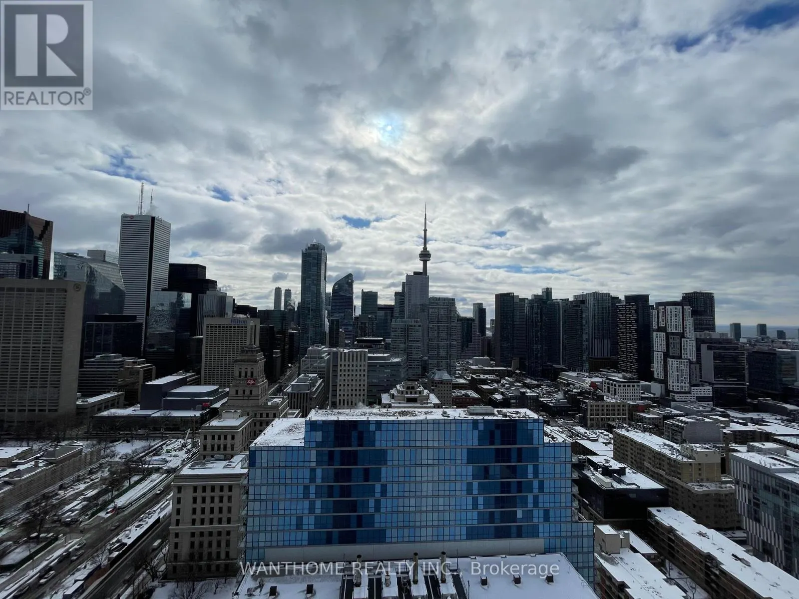 3216 - 230 SIMCOE STREET