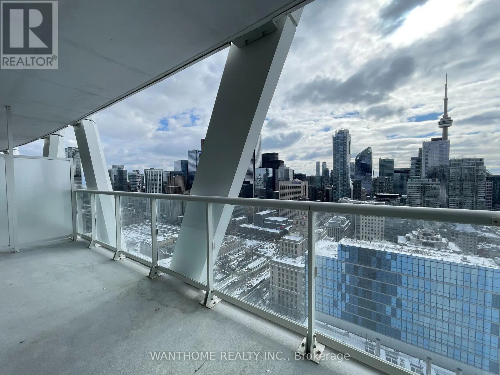 3216 - 230 SIMCOE STREET