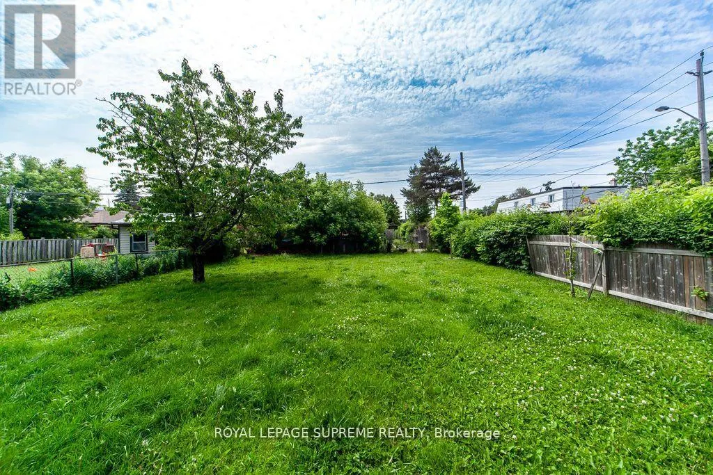 109 REGINA AVENUE
