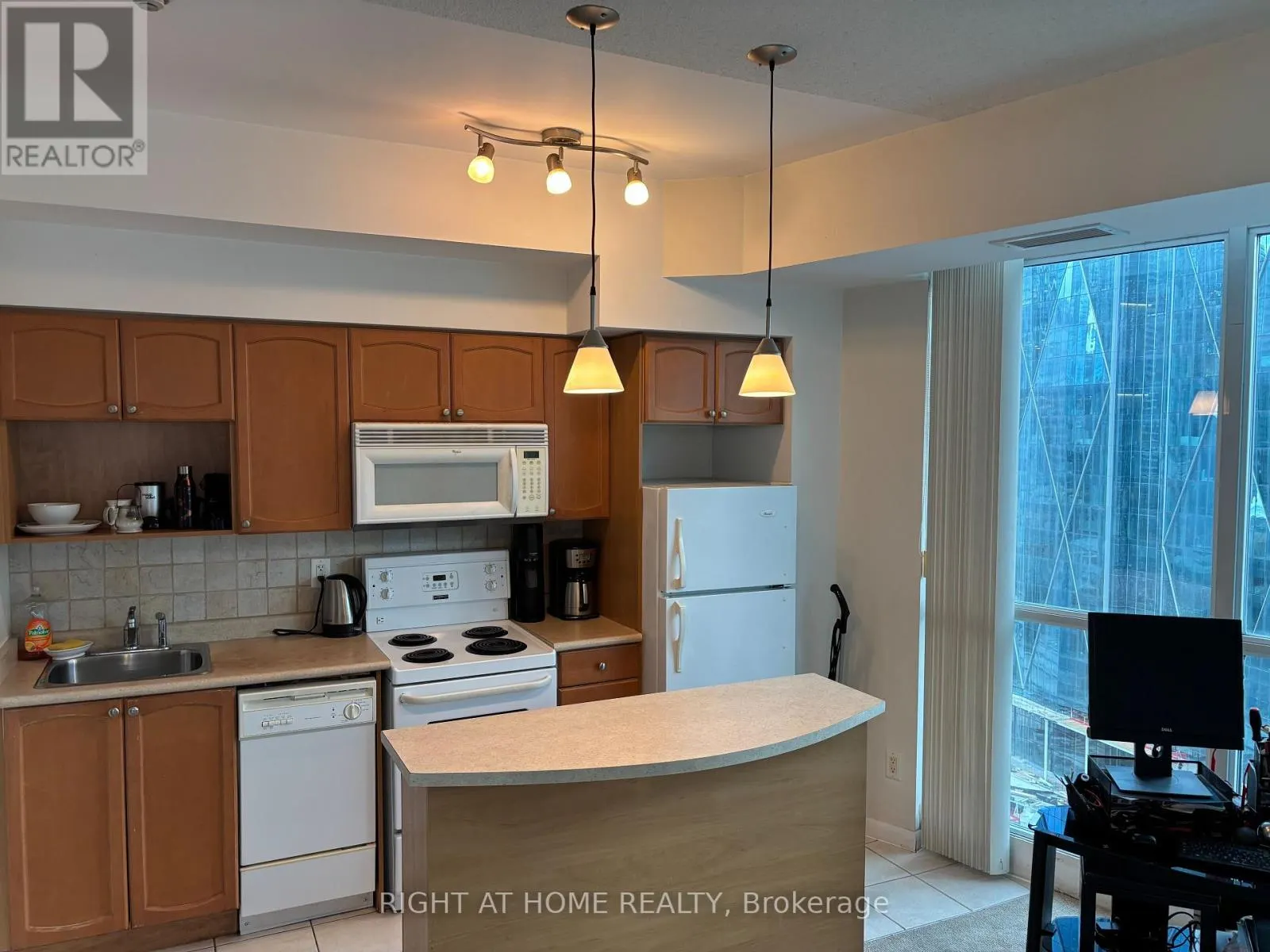 2404 - 18 YONGE STREET