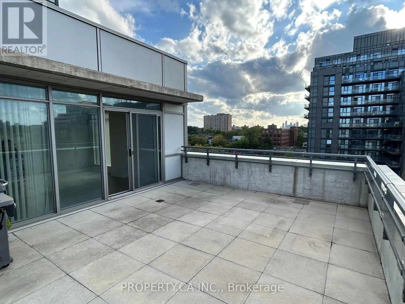 622 - 20 MINOWAN MIIKAN LANE