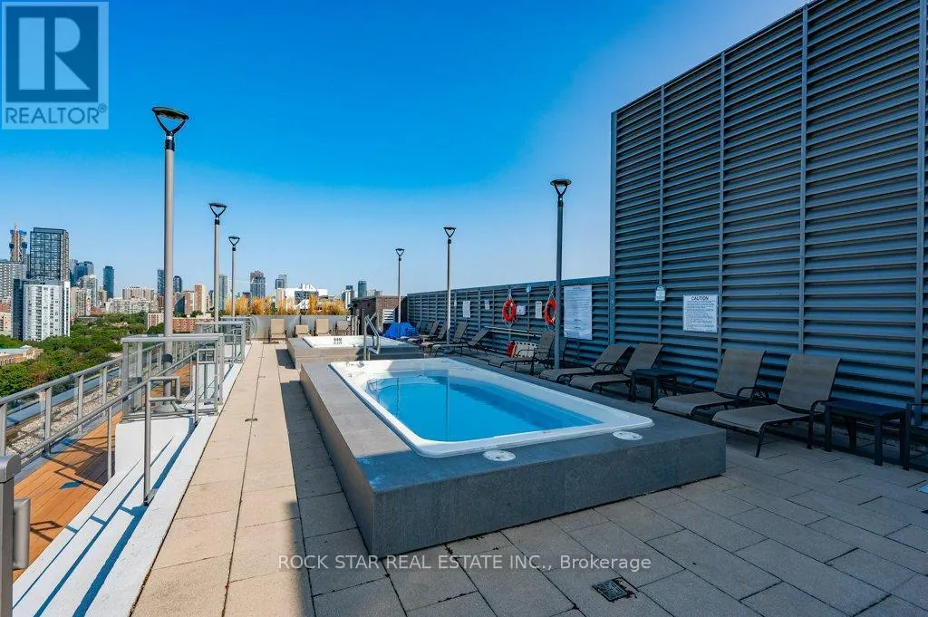 LPH13 - 320 RICHMOND STREET E