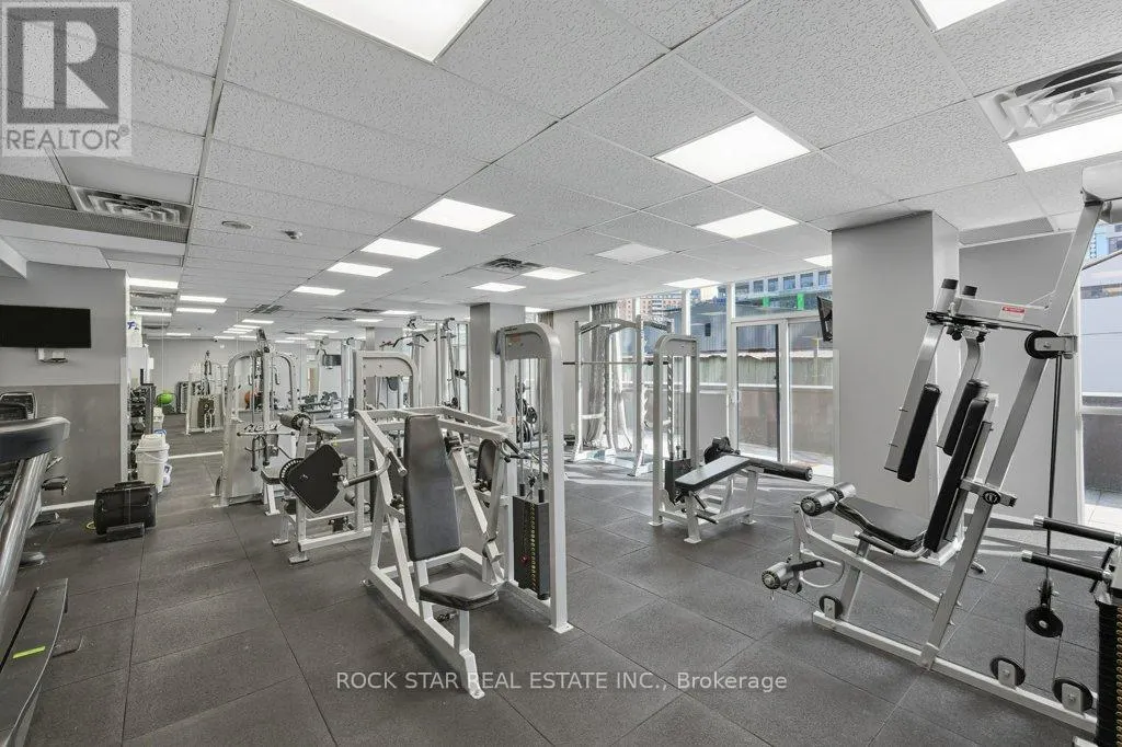 LPH13 - 320 RICHMOND STREET E