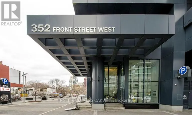 405 - 352 FRONT STREET W