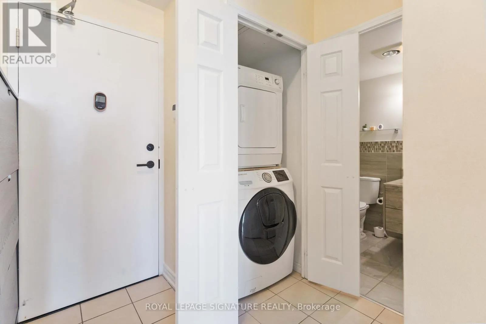 PH904 - 120 DALLIMORE CIRCLE