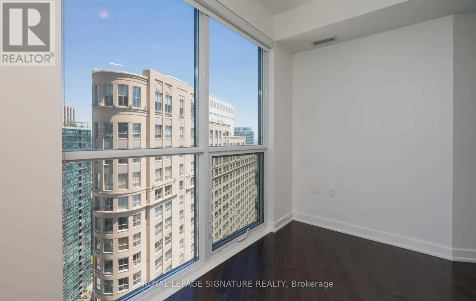 2906 - 1 THE ESPLANADE DRIVE