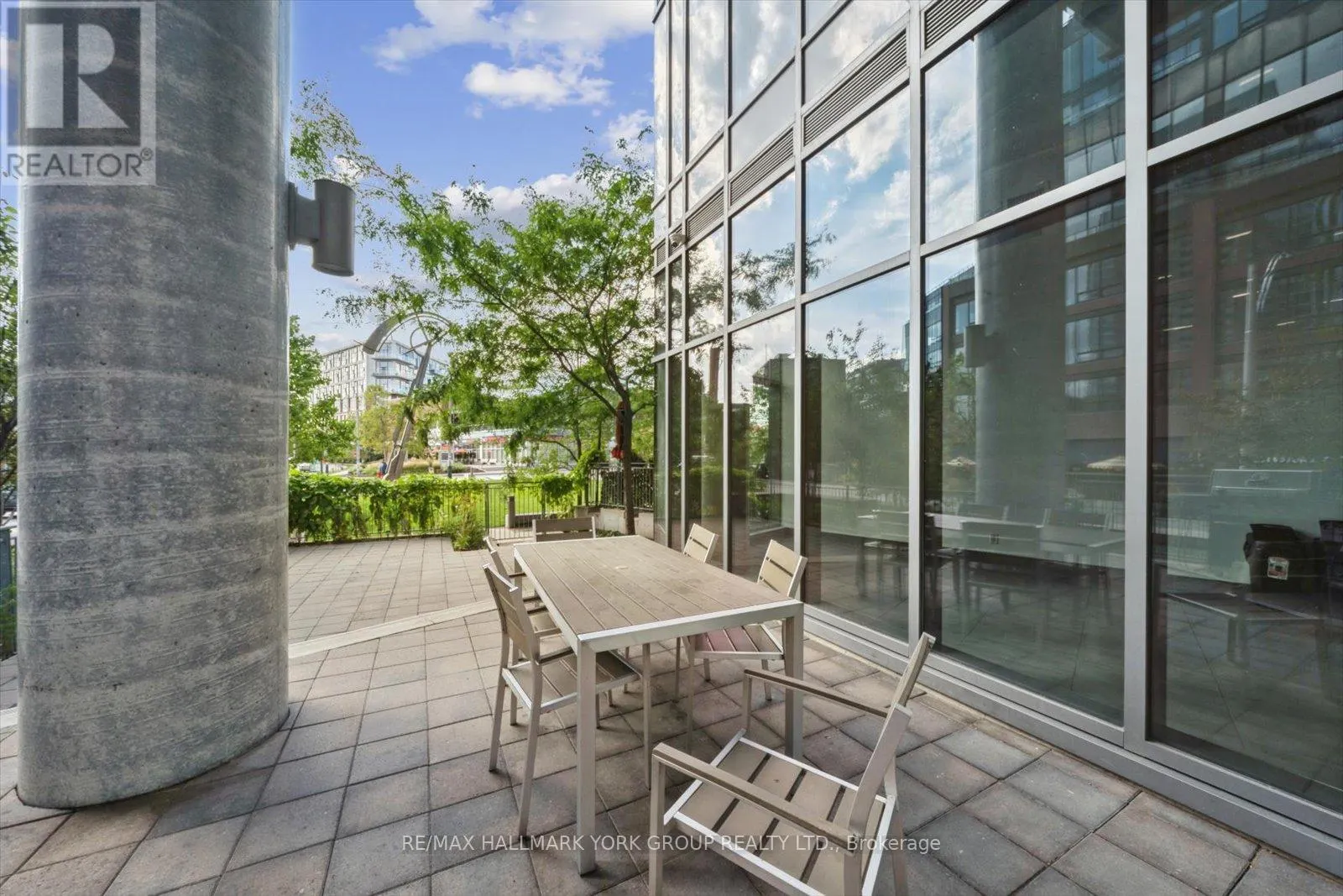 1113 - 150 EAST LIBERTY STREET