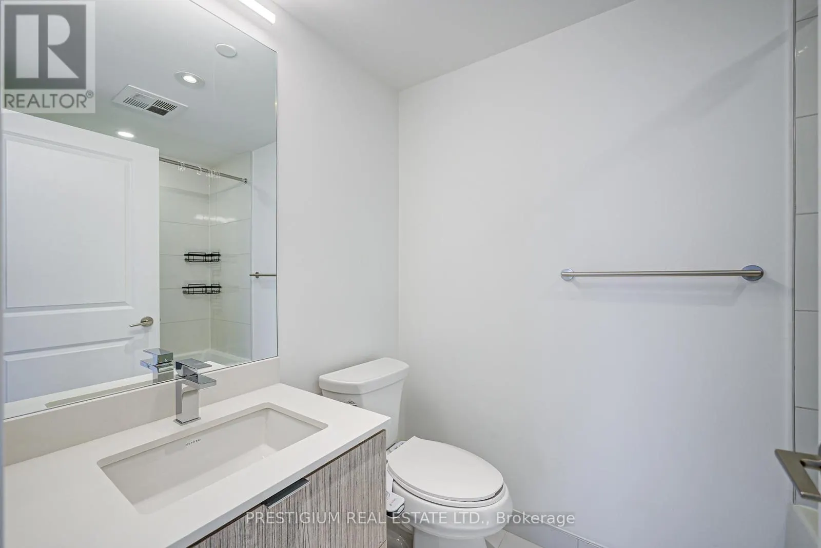 2708 - 395 BLOOR STREET E