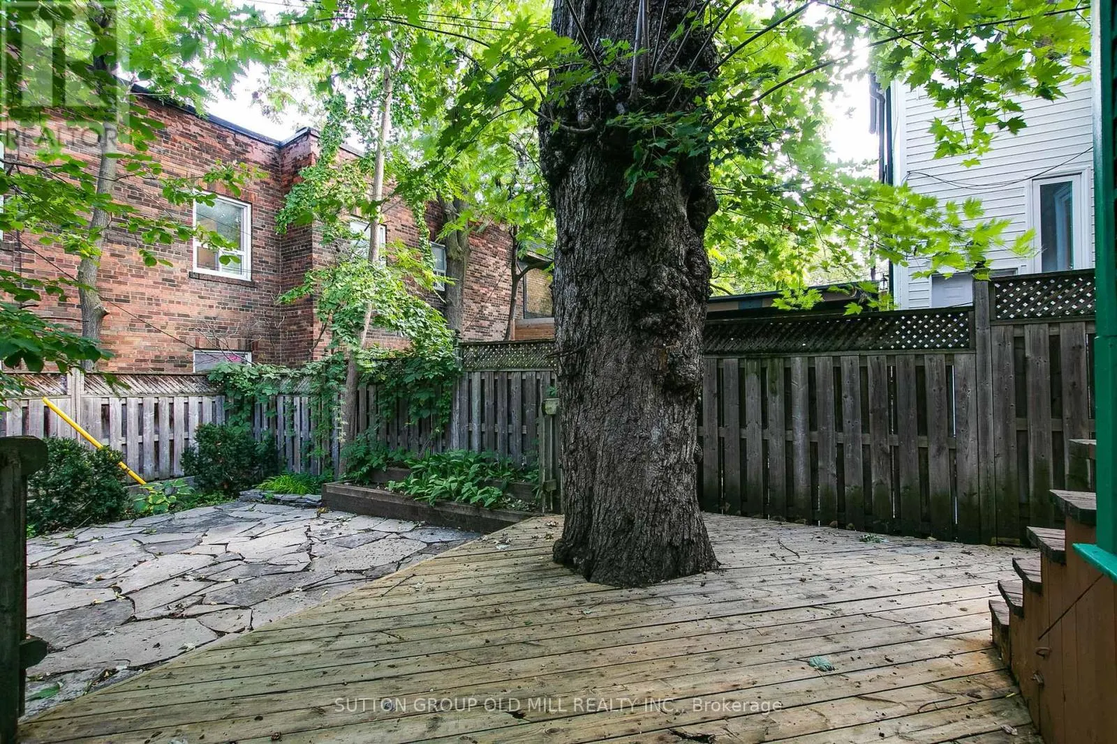6 ST ANNES ROAD