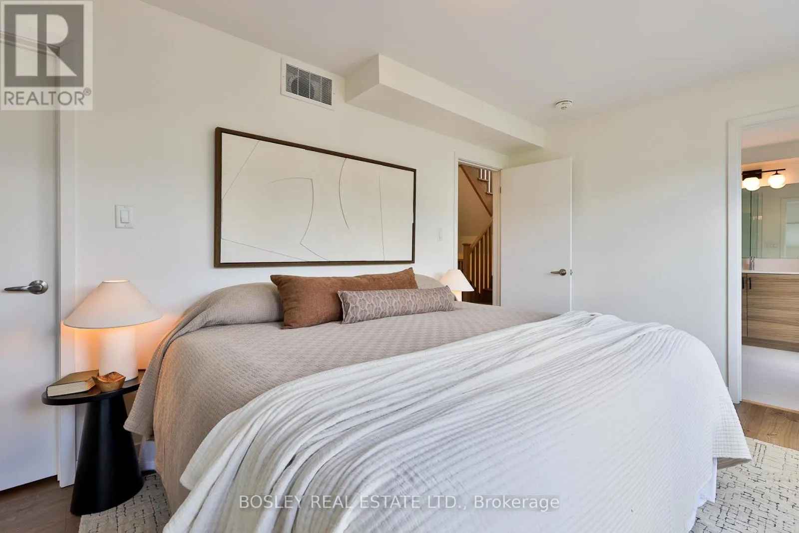 TH8 - 39 FLORENCE STREET