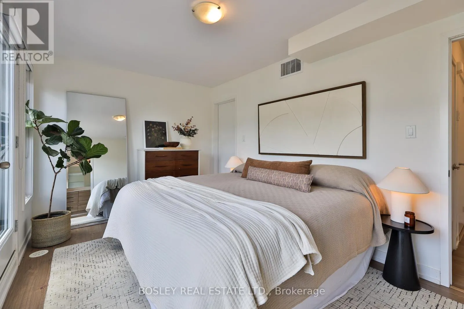 TH8 - 39 FLORENCE STREET