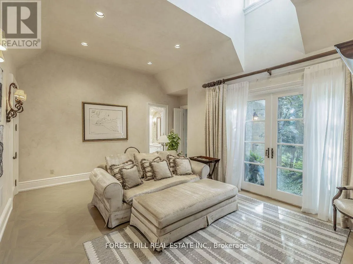 89 OLD COLONY ROAD