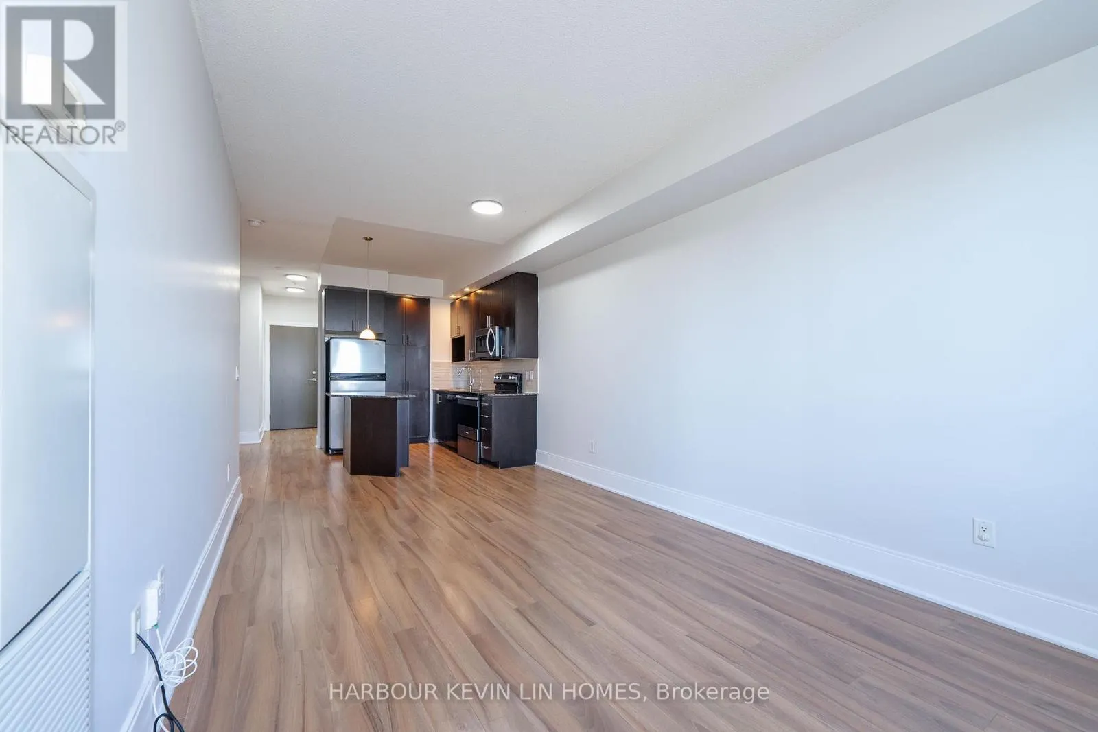 704 - 181 WYNFORD DRIVE