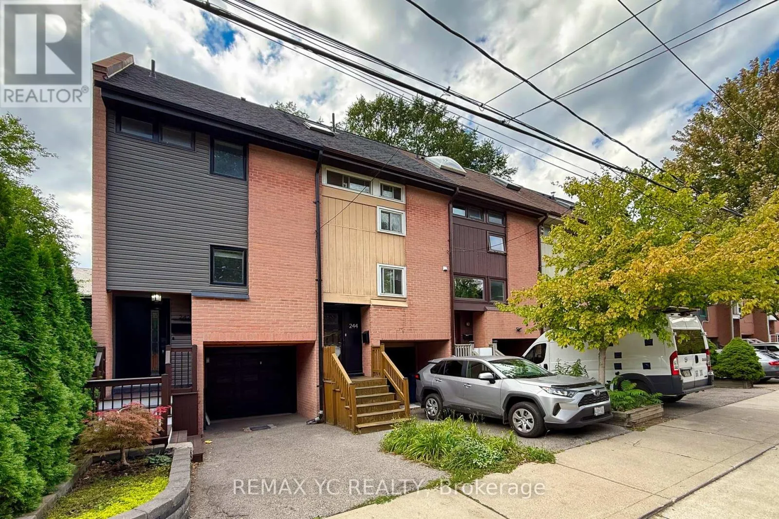 242 MILAN STREET