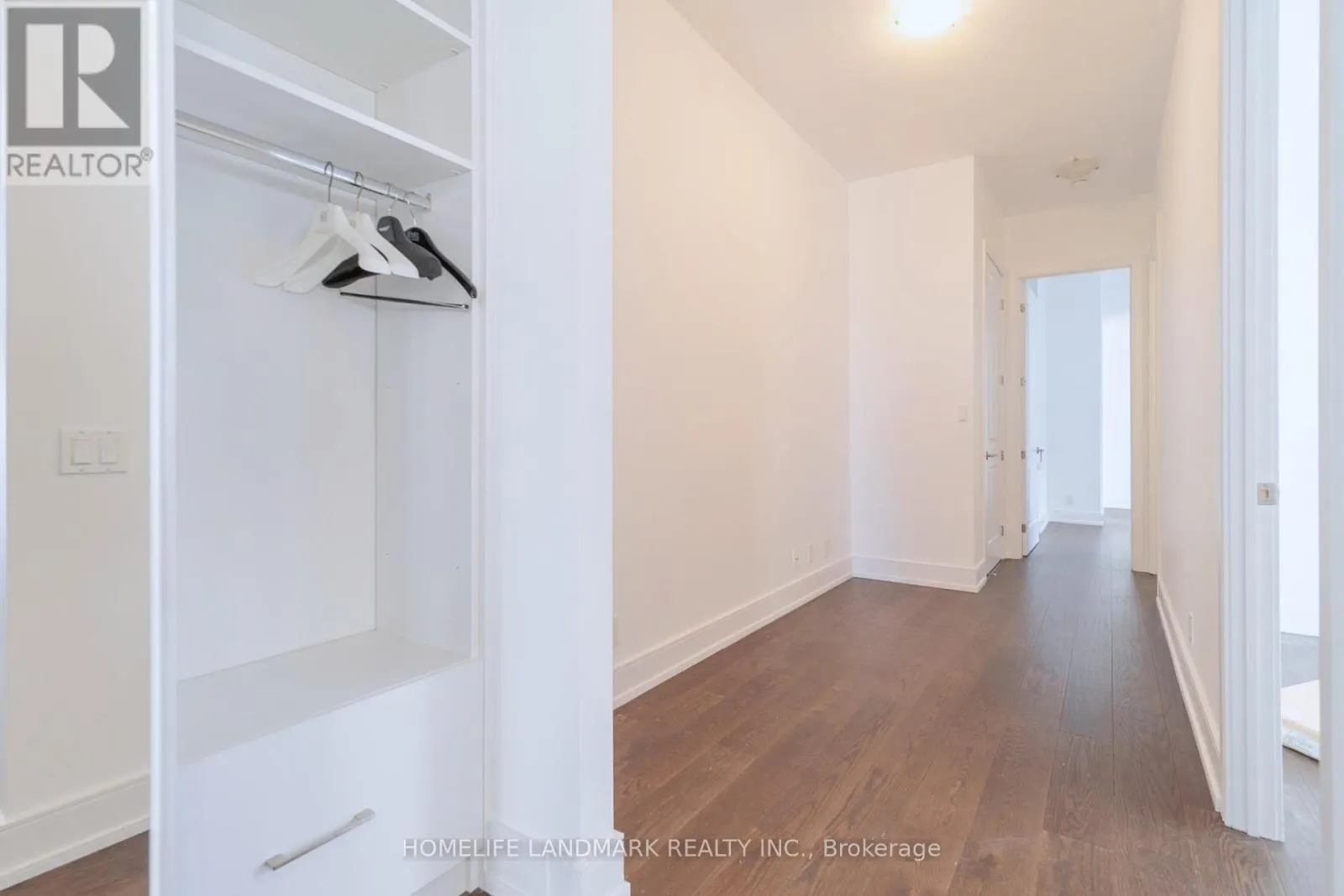 3301 - 21 BALMUTO STREET