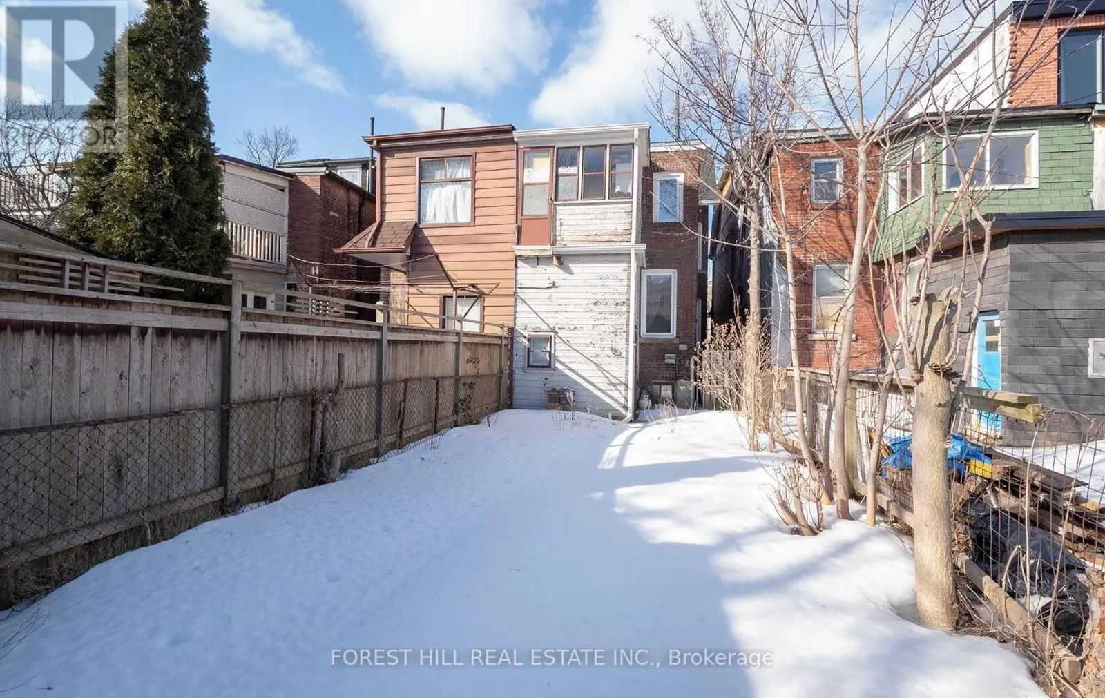775 MARKHAM STREET