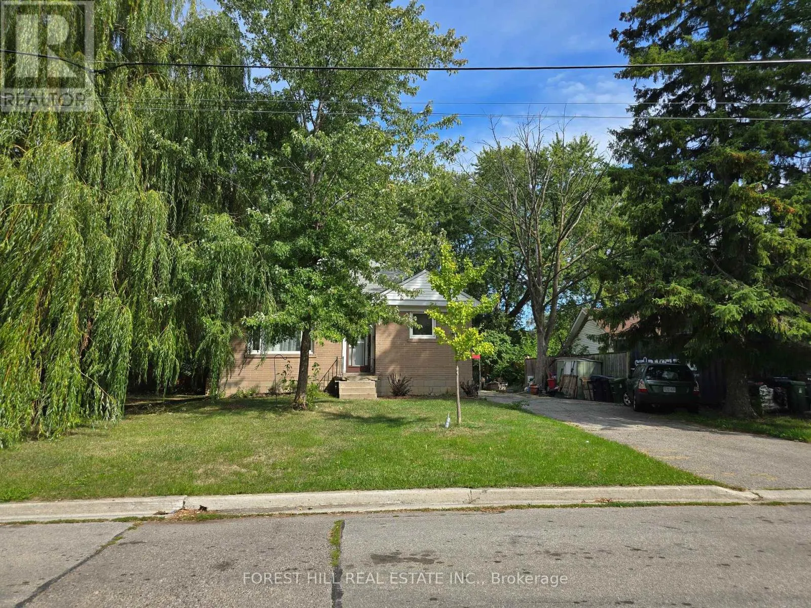 3 LISTER DRIVE