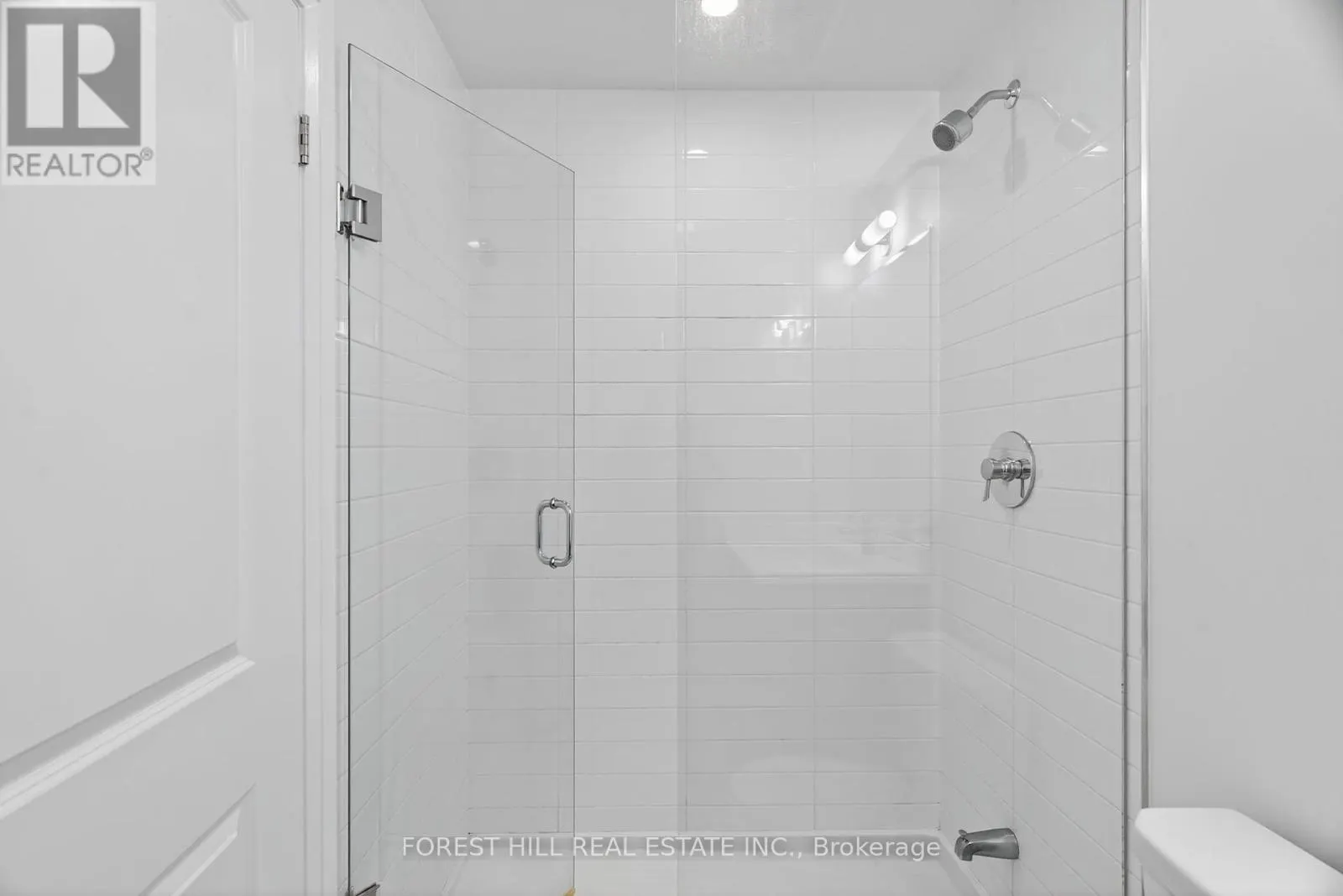 1608 - 530 ST CLAIR AVENUE W