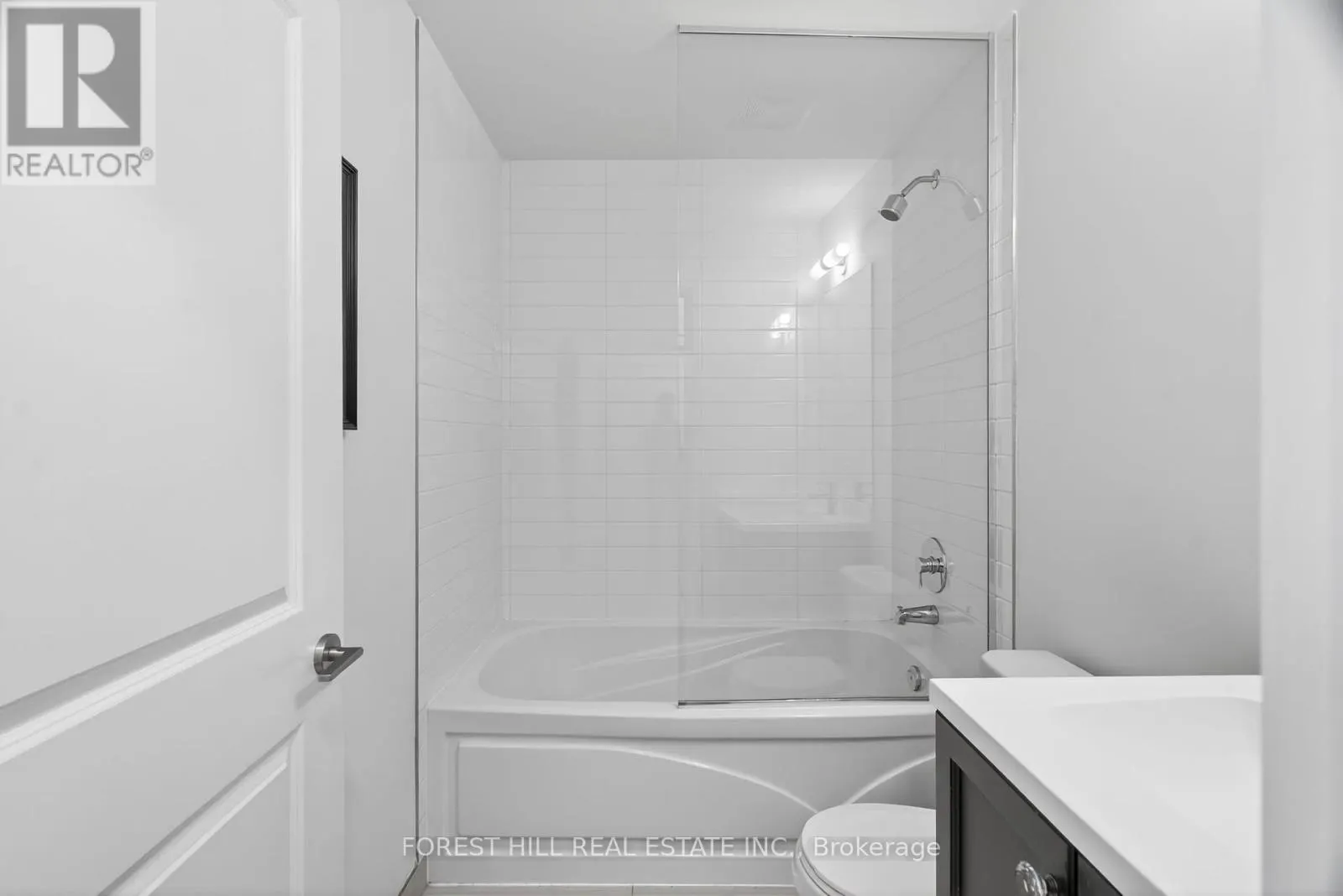 1608 - 530 ST CLAIR AVENUE W