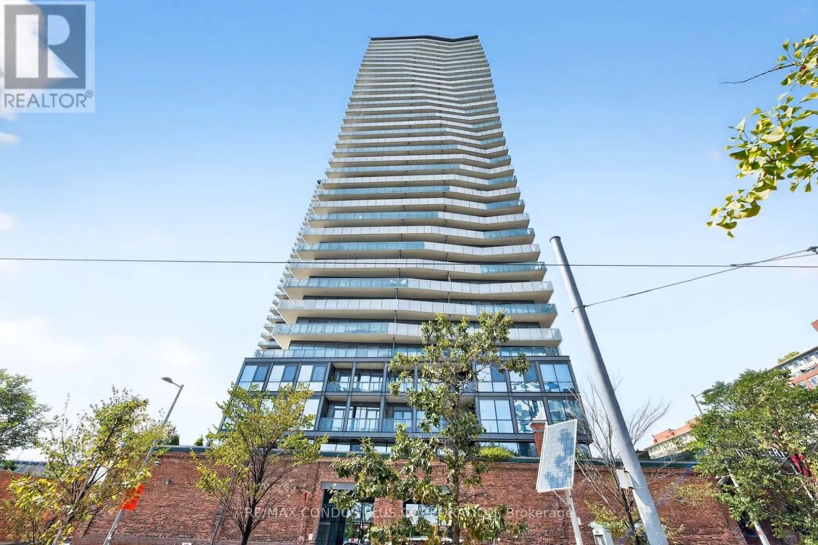 #207 - 390 CHERRY STREET