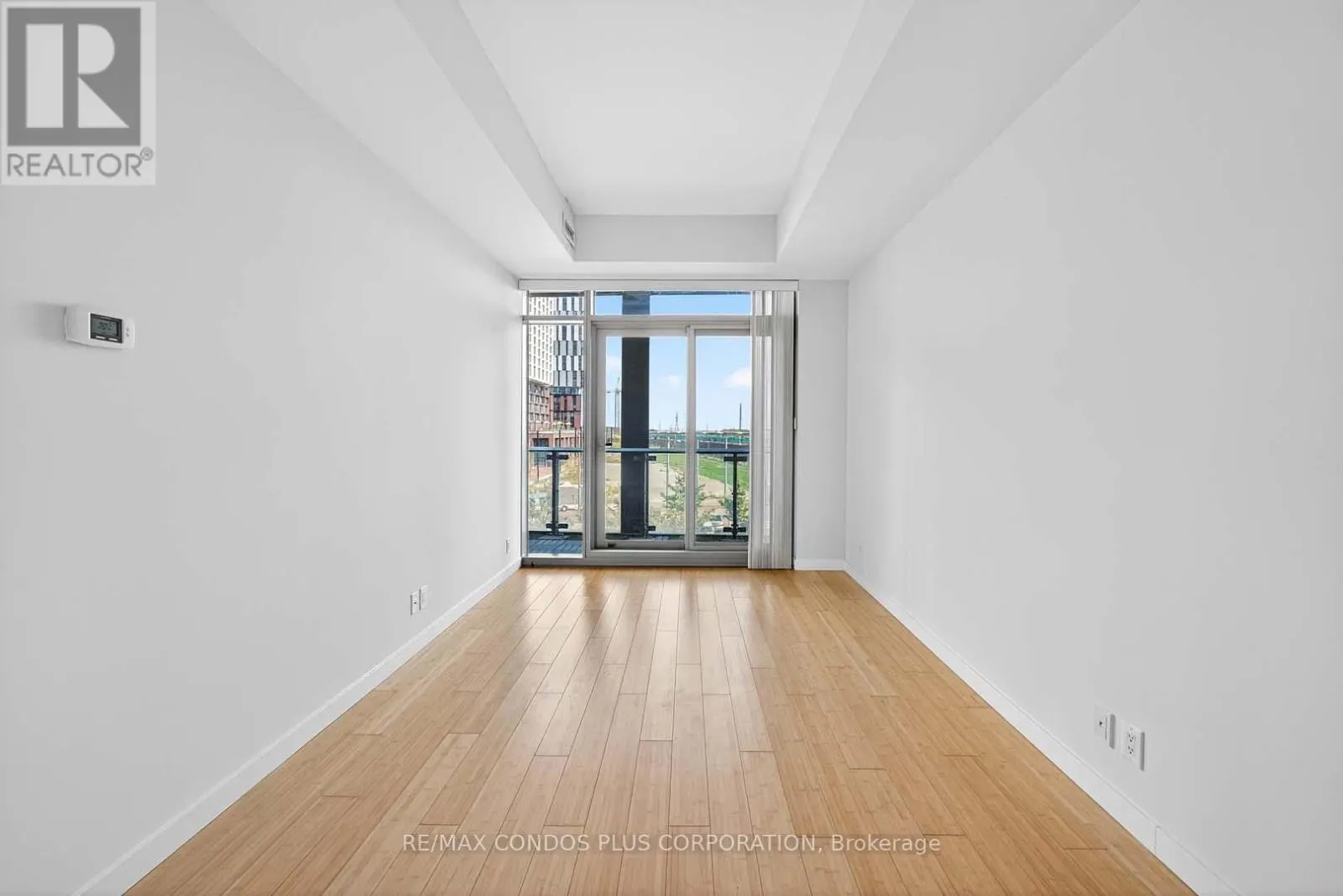 #207 - 390 CHERRY STREET