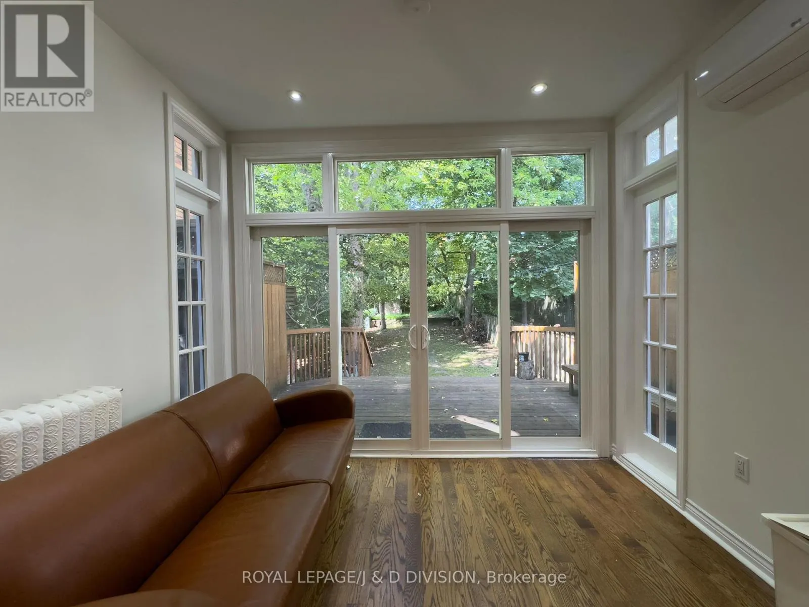 30 WOODLAWN AVENUE W