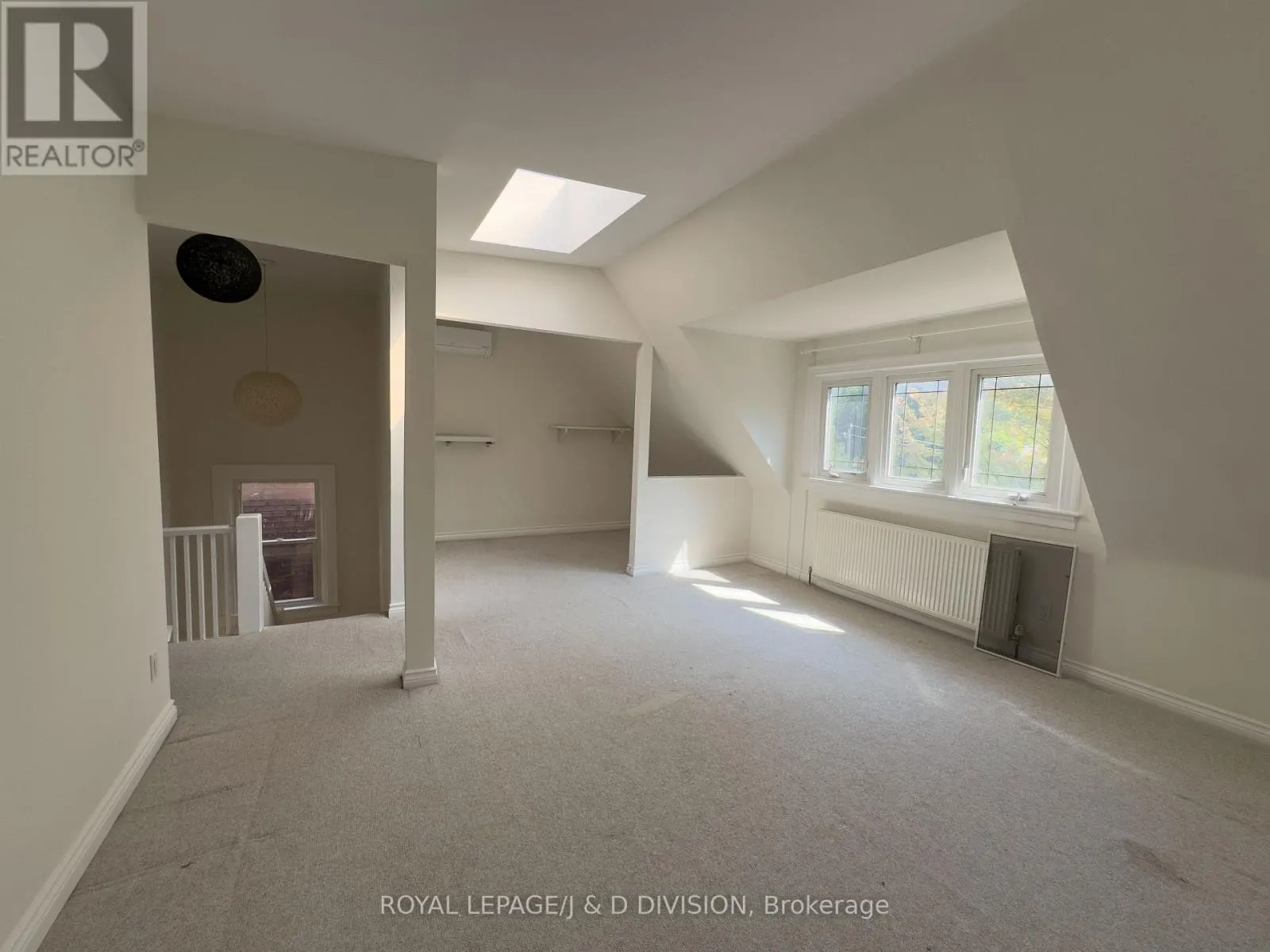 30 WOODLAWN AVENUE W