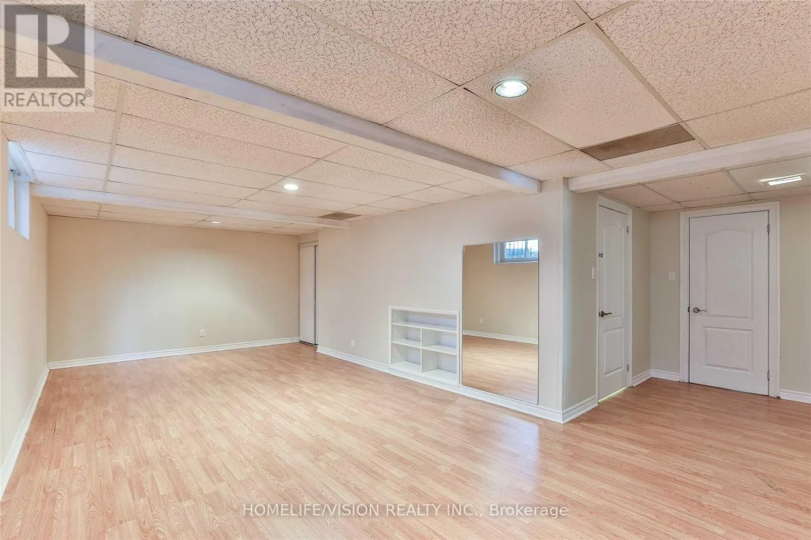 111 BANNATYNE DRIVE