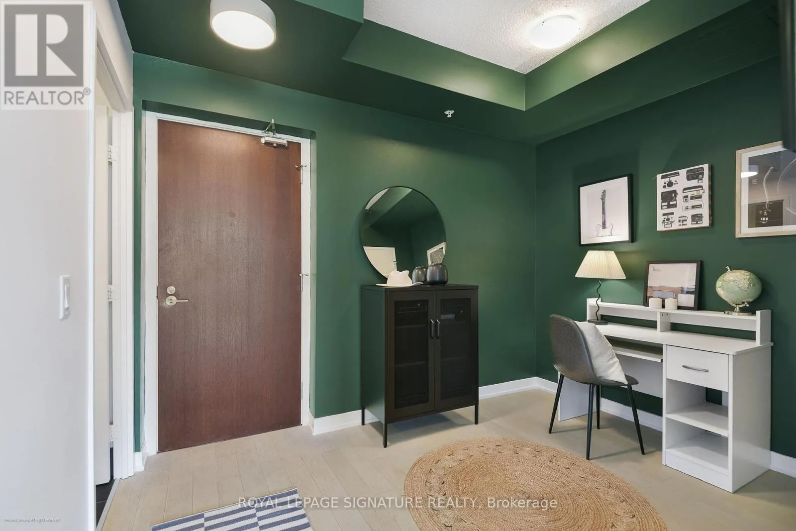S504 - 120 BAYVIEW AVENUE