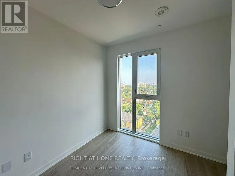 1112 - 500 WILSON AVENUE