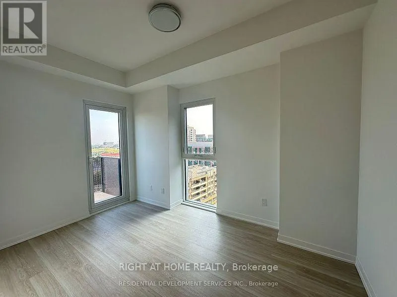 1112 - 500 WILSON AVENUE