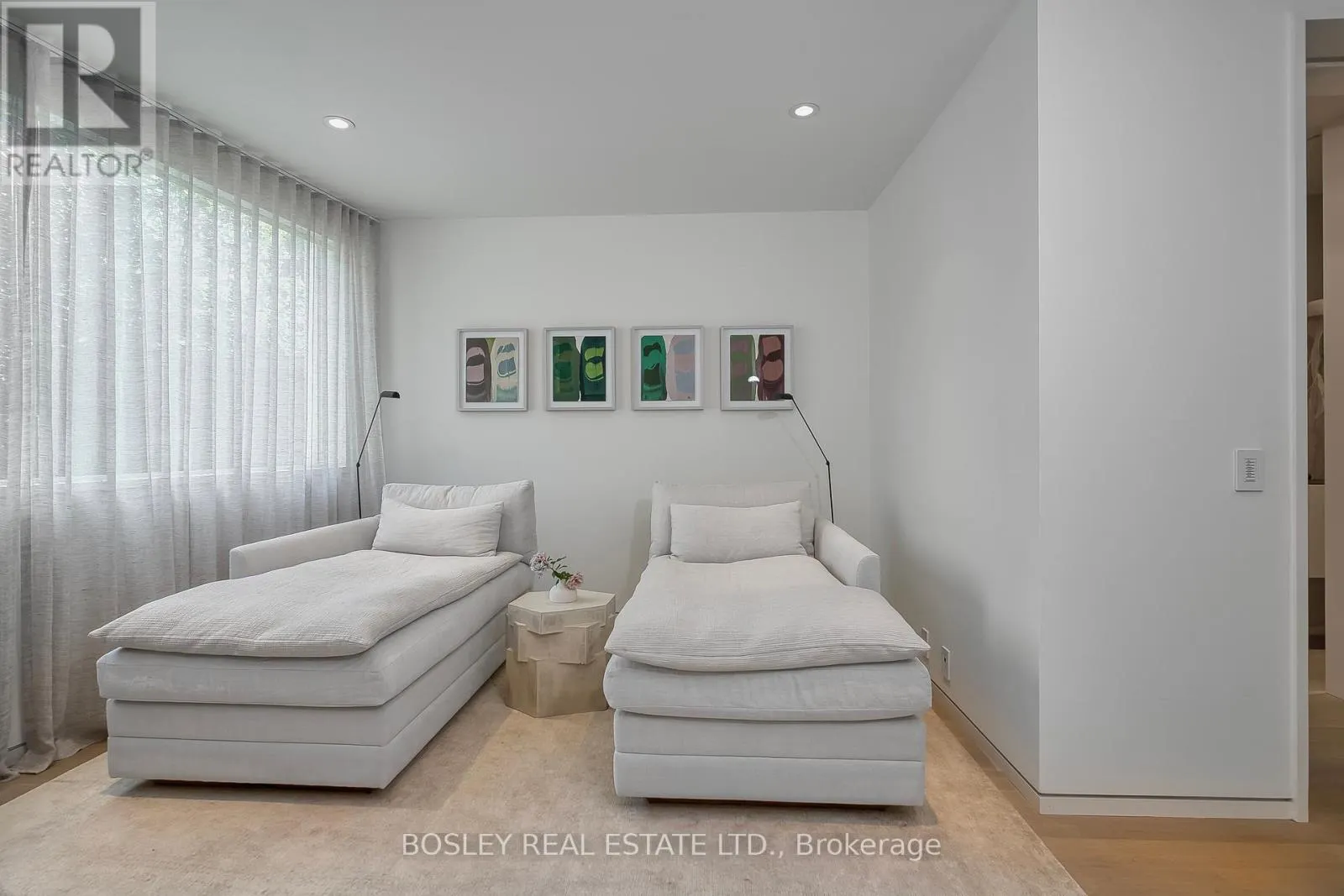 5 EDGECOMBE AVENUE