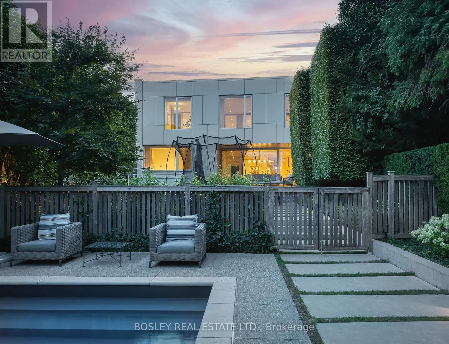 5 EDGECOMBE AVENUE
