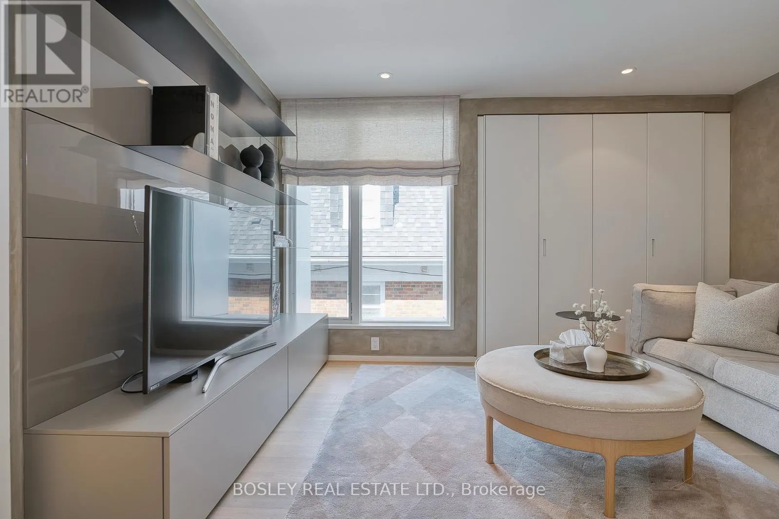 5 EDGECOMBE AVENUE
