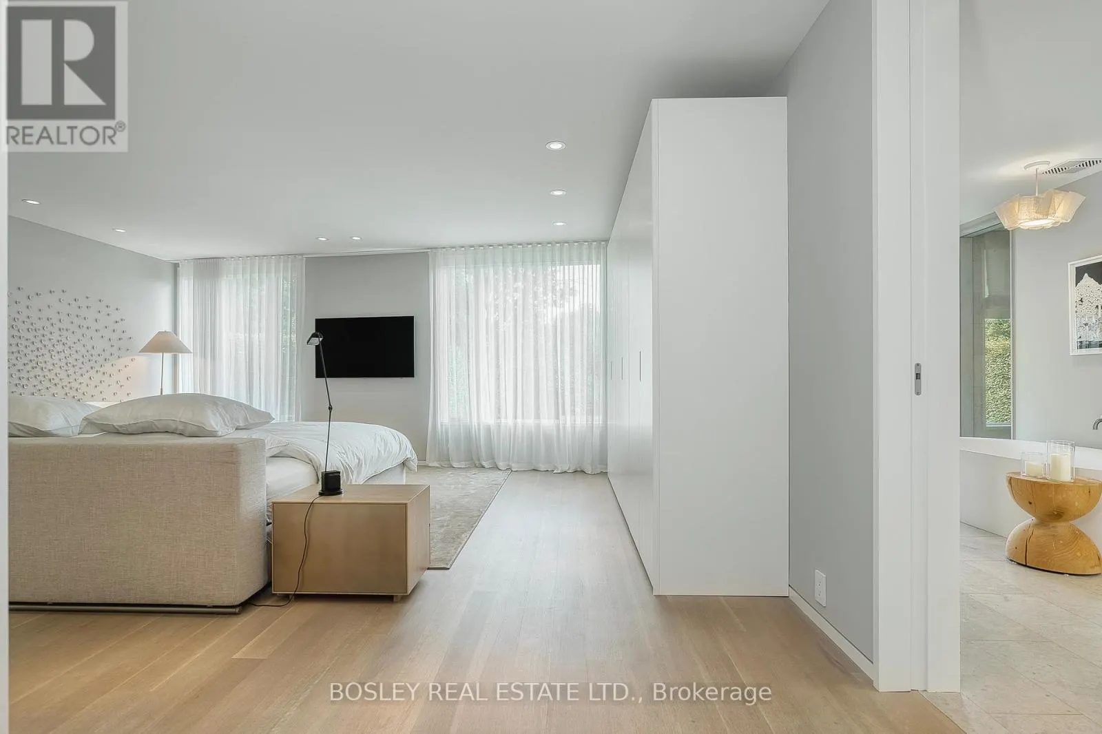5 EDGECOMBE AVENUE
