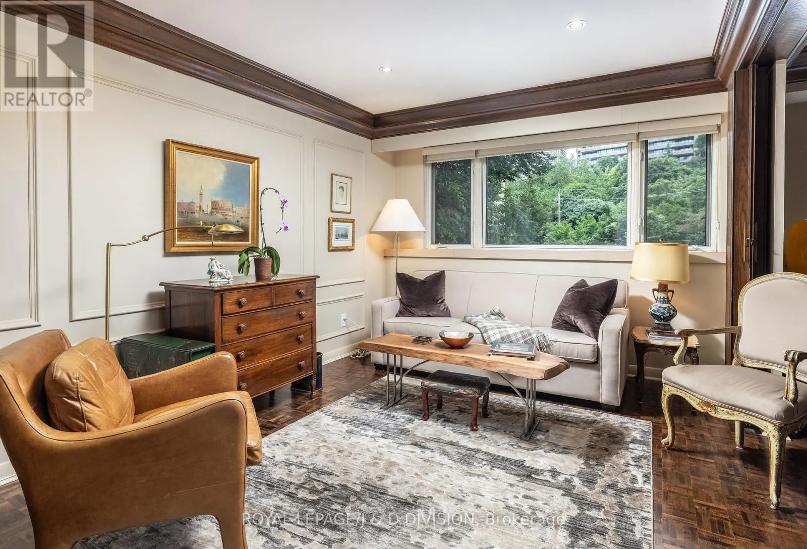 201 - 120 ROSEDALE VALLEY ROAD
