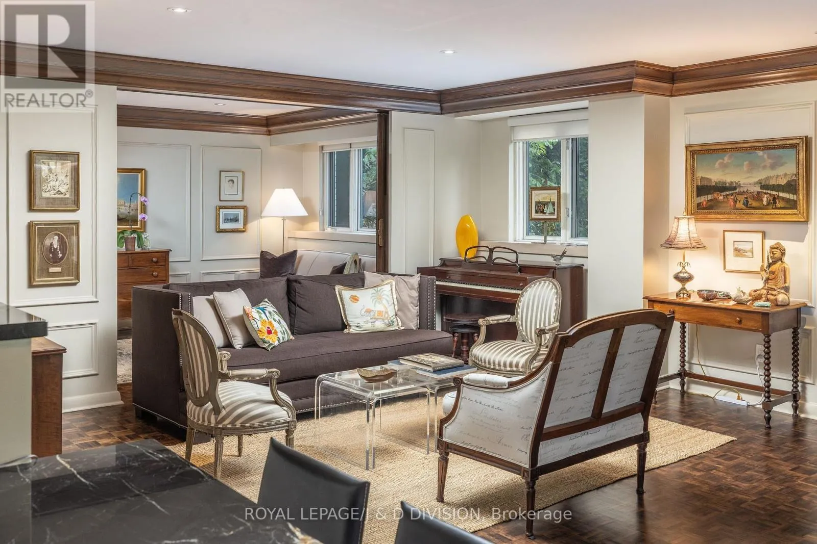 201 - 120 ROSEDALE VALLEY ROAD